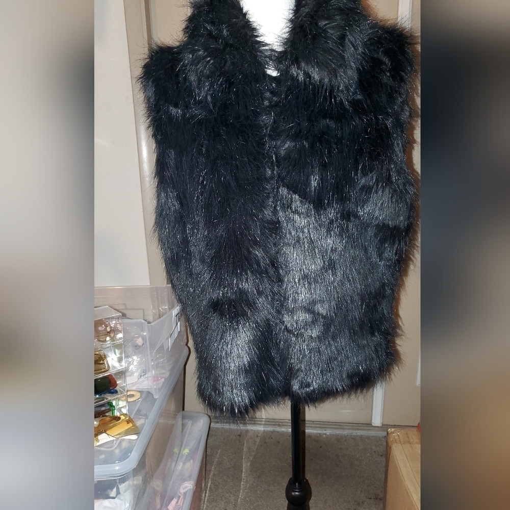 Luxurious Black Faux Fur Vest